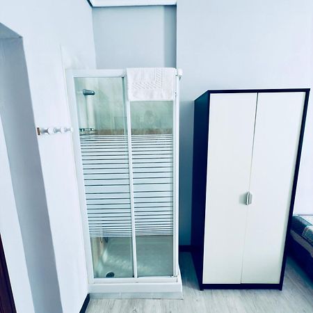 Hostal Conde De Alba Madrid Eksteriør bilde